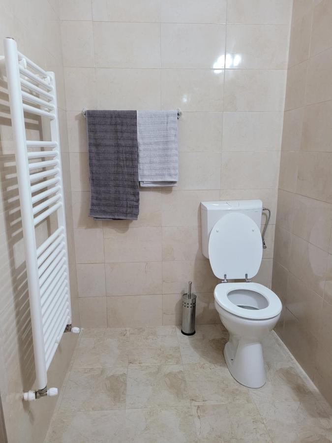 Apartamente Livada Ramnicu Valcea Exterior photo