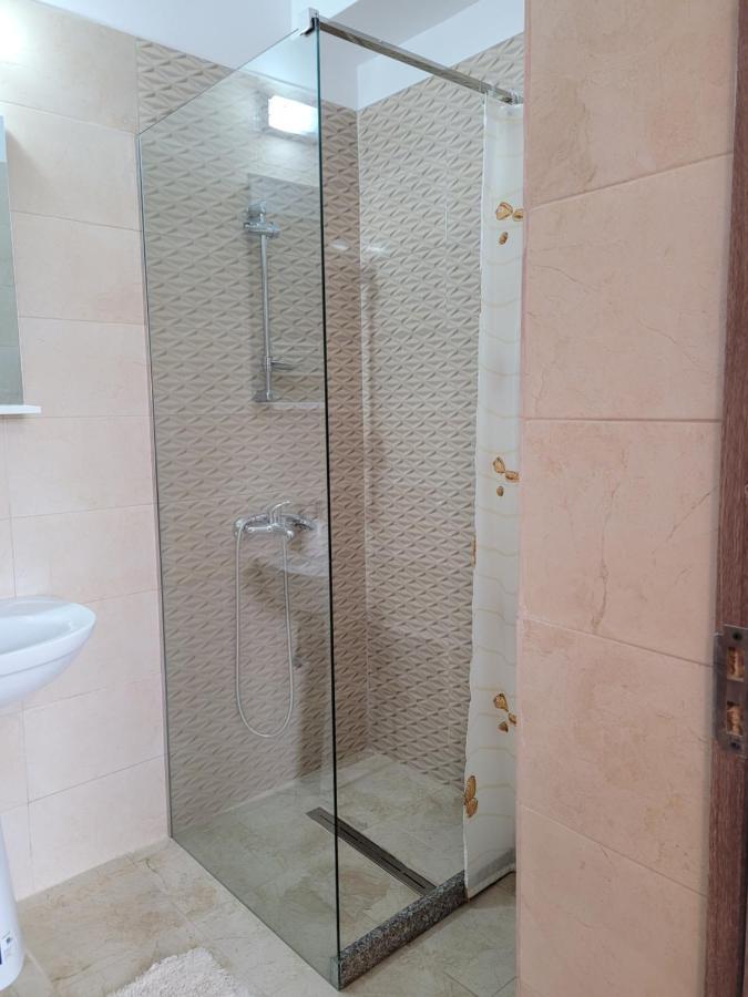 Apartamente Livada Ramnicu Valcea Exterior photo