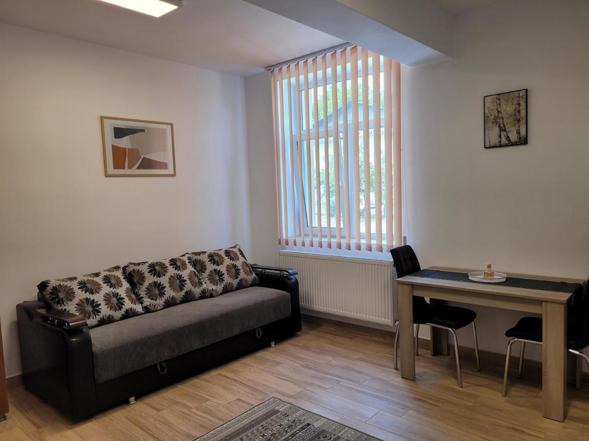 Apartamente Livada Ramnicu Valcea Exterior photo