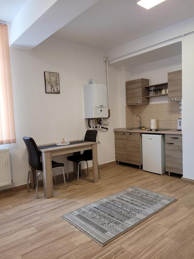Apartamente Livada Ramnicu Valcea Exterior photo