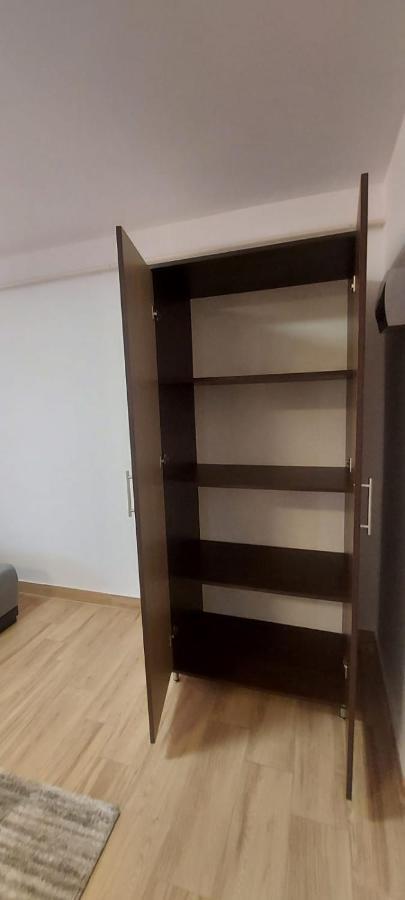 Apartamente Livada Ramnicu Valcea Exterior photo